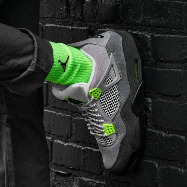 Jordan 4  Retro SE 'Neon 95'