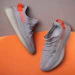 YZY  Boost 350 V2 'Tail Light'